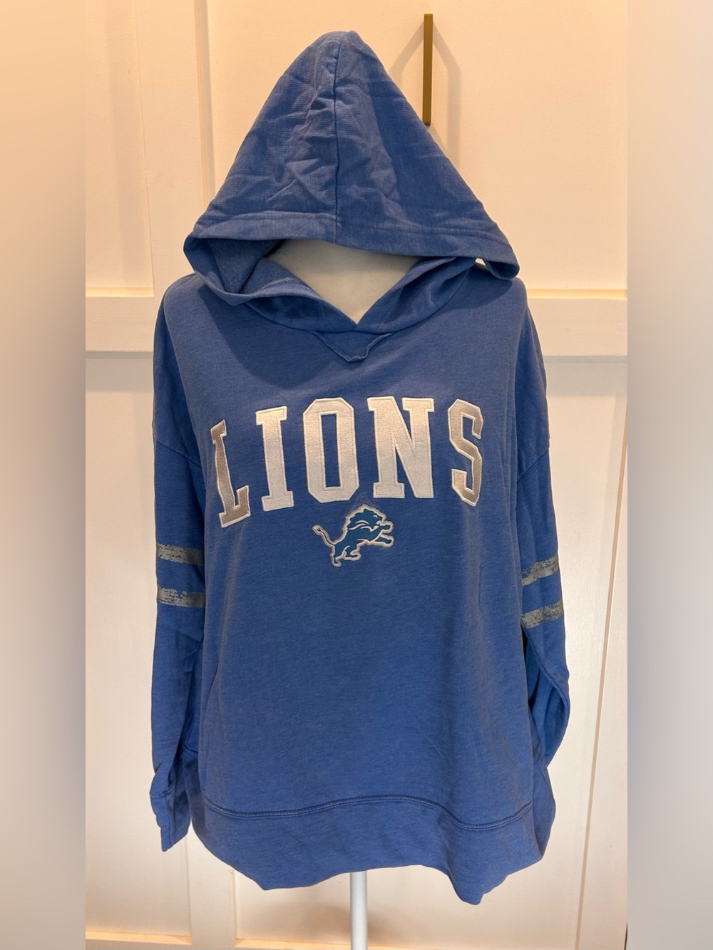 Team Apparel Detroit Lions Hooded Pullover